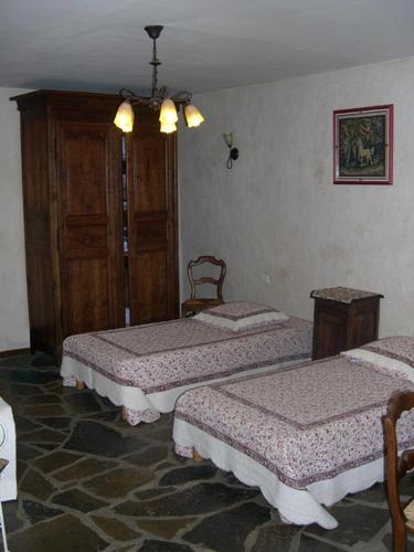 La bergerie : Bed and Breakfast near Tournemire