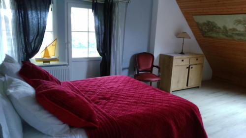 Chambres d'Hôtes Des 2 lacs : Bed and Breakfast near Allarmont