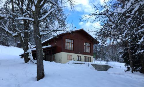 Le Green Chalet : Guest accommodation near Habère-Lullin