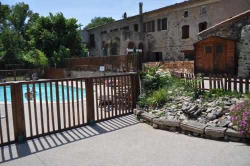 Le Moulin D'onclaire : Bed and Breakfast near Privas