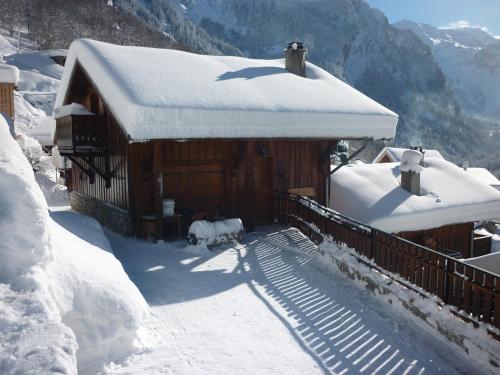 Chalet Analma : Guest accommodation near Champagny-en-Vanoise