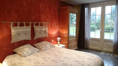 B&B La Grange De Thalie. : Bed and Breakfast near Artalens-Souin