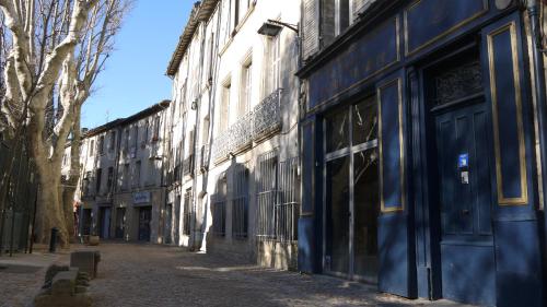 Appartements des Teinturiers : Apartment near Avignon