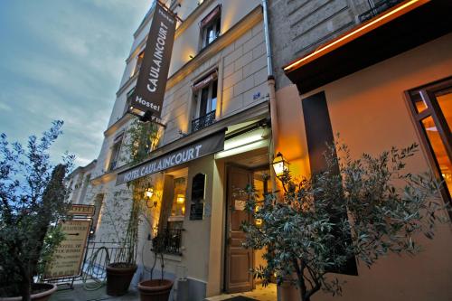 Caulaincourt Montmartre by Hiphophostels : Hostel near Paris 18e Arrondissement