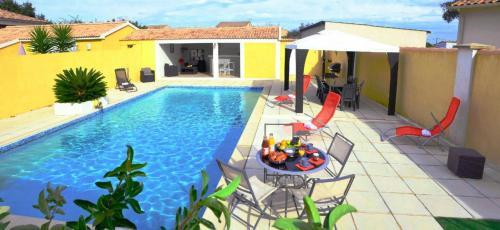 Résidence Mari & Villa Lisa-Maria : Guest accommodation near Poggio-Marinaccio