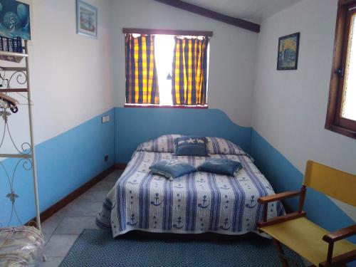 La chambre du Randonneur : Guest accommodation near Locmaria