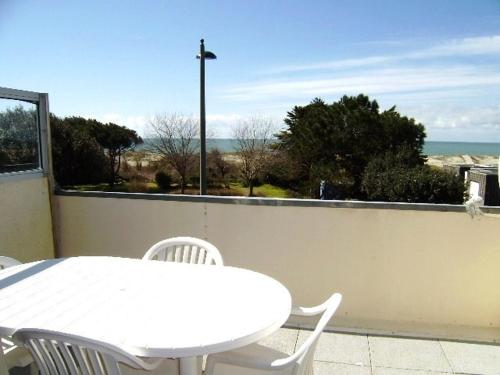Appartment Fanch : Apartment near Arzon