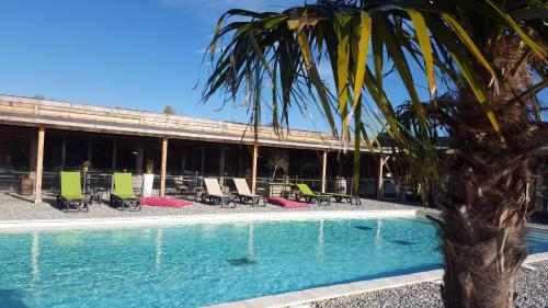 Lodges en Provence & Spa : Guest accommodation near Montségur-sur-Lauzon
