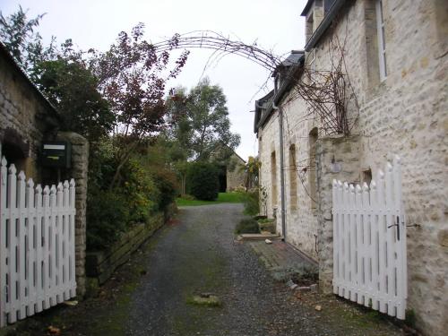 Les-hortensias : Bed and Breakfast near Rubercy