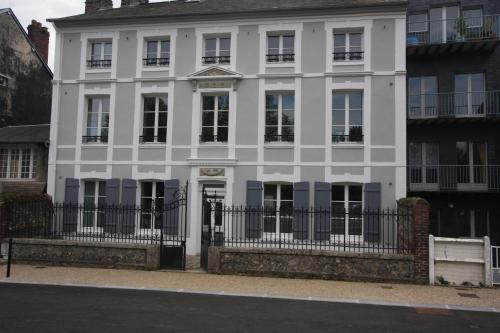 Appartements Du Clos Vorin : Apartment near Saint-Aubin-Routot