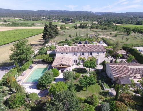 Mas des Etoiles-Luberon B&B : Bed and Breakfast near Beaumettes