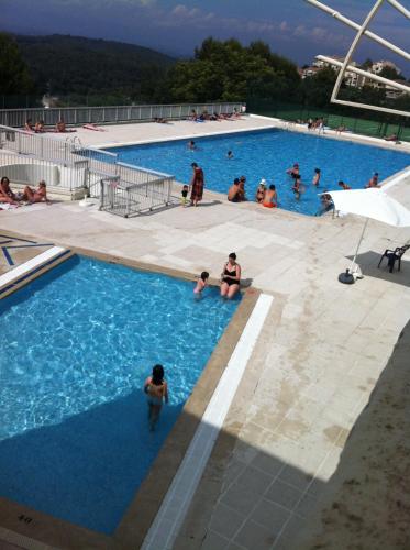 15 mins. from Cannes with swimming pool : Apartment near Vallauris