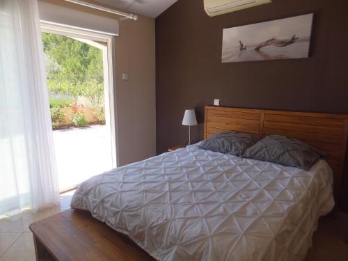 Les Lavandes : Bed and Breakfast near Mallemort