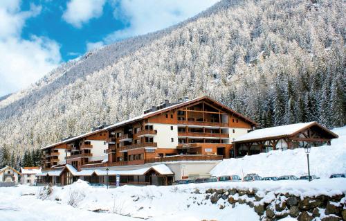 Dormio Resort Les Portes du Mont Blanc : Guest accommodation near Vallorcine
