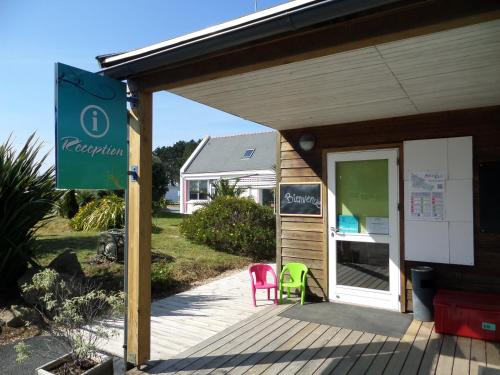 Camping Le Kernest : Guest accommodation near Locmaria