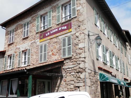 Le Lion d'Or : Hotel near Saint-Pal-de-Senouire