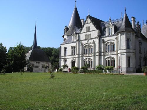 Château de Veretz : Guest accommodation near La Ville-aux-Dames