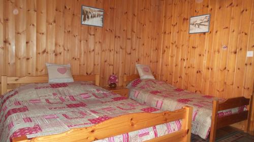 Chez Bernard & Chantal : Guest accommodation near Peisey-Nancroix