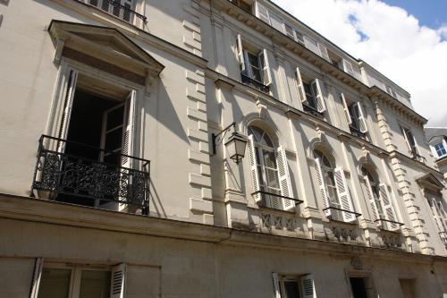 Le Lys Blanc : Apartment near Chanceaux-sur-Choisille
