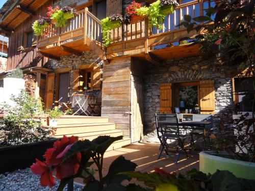 Chambres D'hôtes La Bessonnerie : Bed and Breakfast near Bourg-Saint-Maurice