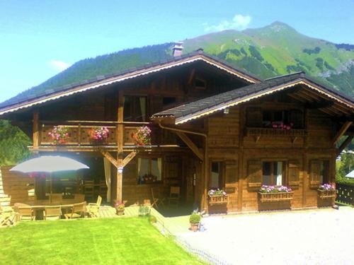 Holiday home Chalet Guytaune : Guest accommodation near Morzine