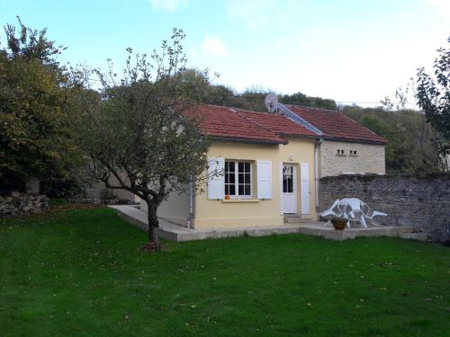 Gite Le Verger : Guest accommodation near Tour-en-Bessin