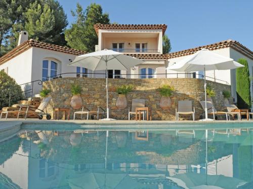 Villa La Cadière D Azur : Guest accommodation near Cuges-les-Pins