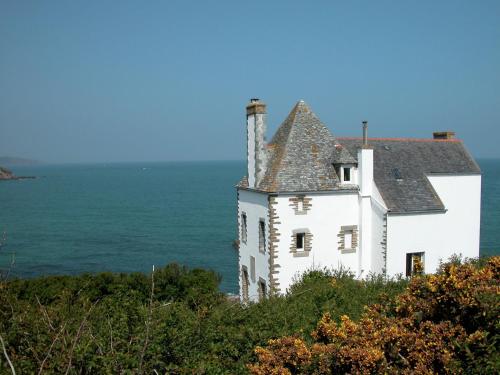 Villa Bretagne I : Guest accommodation near Lanmeur