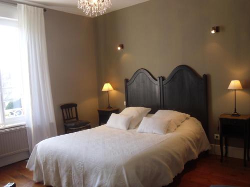 La Pommeraie : Bed and Breakfast near Rely