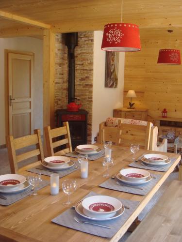 Chalet Elisa : Guest accommodation near Anould