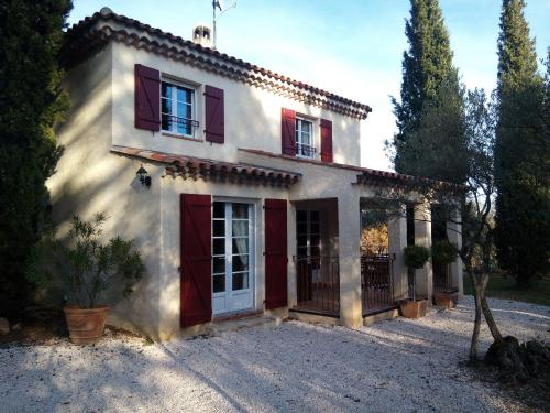 Gite Les Oliviers : Guest accommodation near Barjols