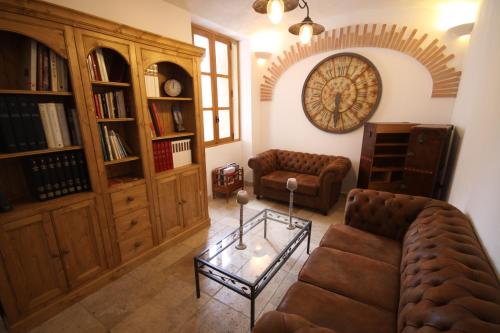 Aux Bords du Temps : Bed and Breakfast near Sorbollano