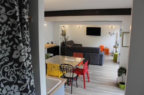 1Stays Home - Marlot : Guest accommodation near Saint-Martin-l'Heureux