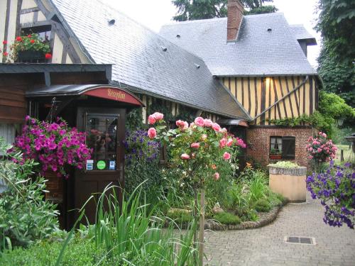 Auberge du Val au Cesne : Guest accommodation near Le Torp-Mesnil