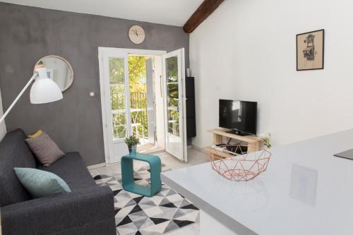 Appartement Clos du Marronnier : Apartment near Aix-en-Provence
