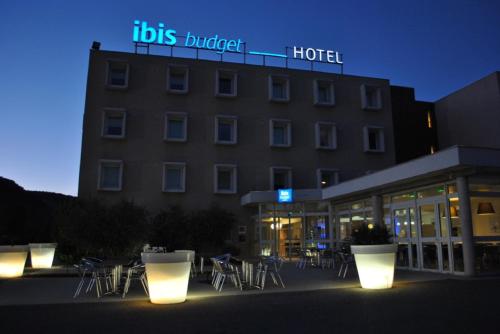 ibis budget Loriol Le Pouzin : Hotel near Pranles