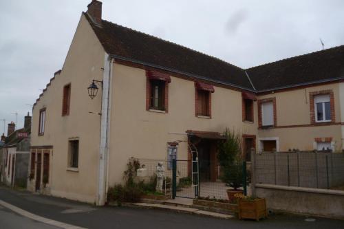 Le Relais de Montigny : Guest accommodation near La Ferté-Villeneuil