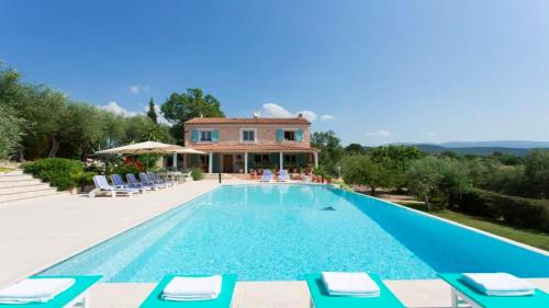 Villa Alexandra : Guest accommodation near Saint-Cézaire-sur-Siagne