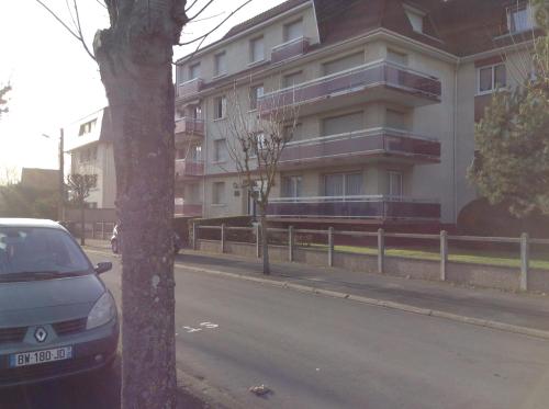 Residence les Goelands : Apartment near Périers-sur-le-Dan