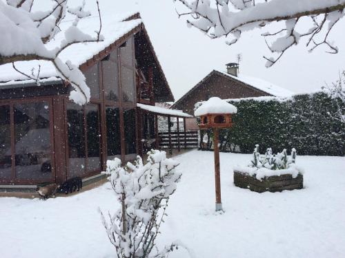 Maison d'hôtes Chez Cathy et Gilou : Guest accommodation near Sallanches