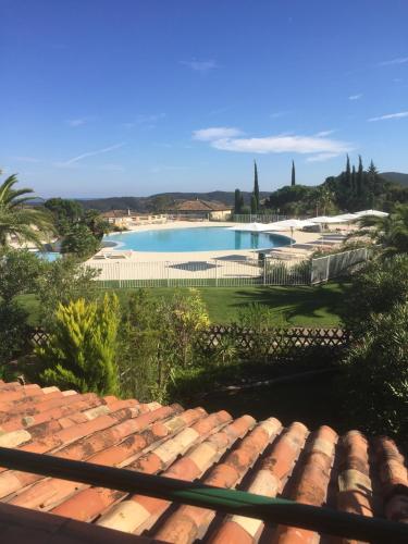 Villa La vie est belle : Guest accommodation near Roquebrune-sur-Argens