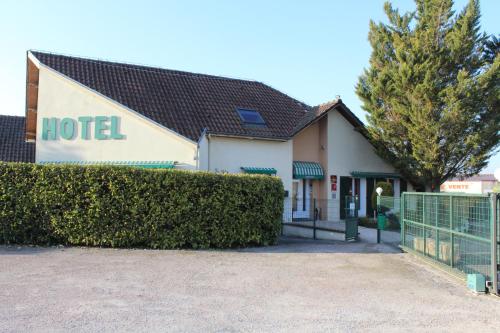 Villa Hotel : Hotel near Saint-Pouange