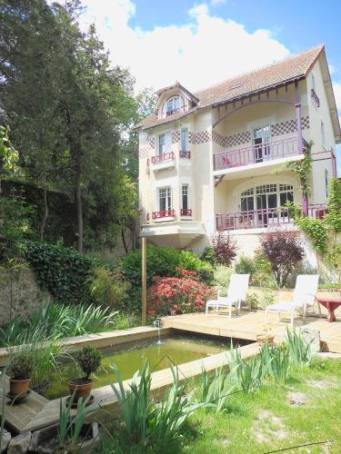 La Maison du Lac : Guest accommodation near Esvres