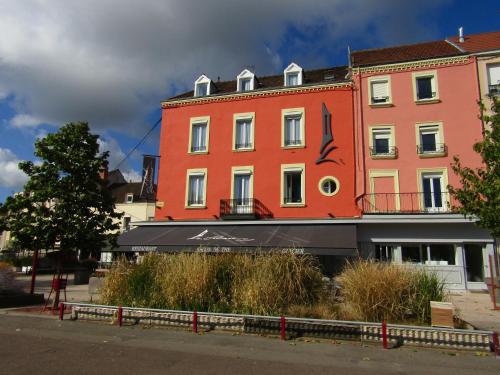Le Creusot Hotel : Hotel near Saint-Romain-sous-Gourdon