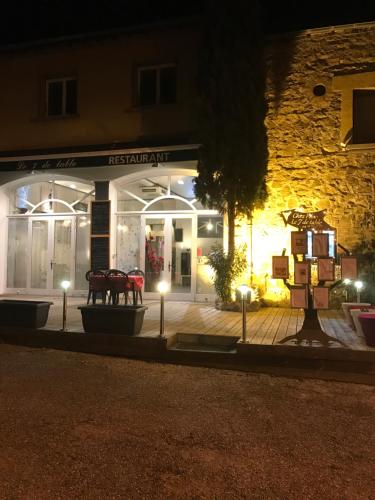 Chez Pilou Le 7 de Table : Guest accommodation near Charnas