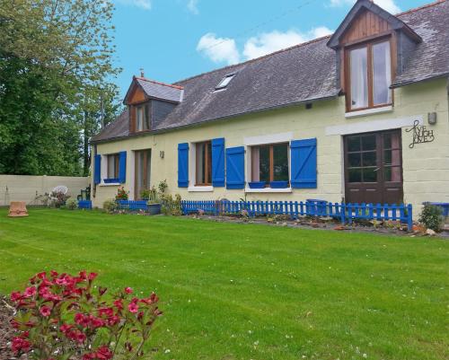 La Touche D'Amour : Guest accommodation near Aucey-la-Plaine