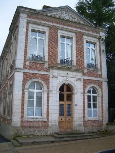 Le Gite Du Manoir d'Esneval : Guest accommodation near Bornambusc