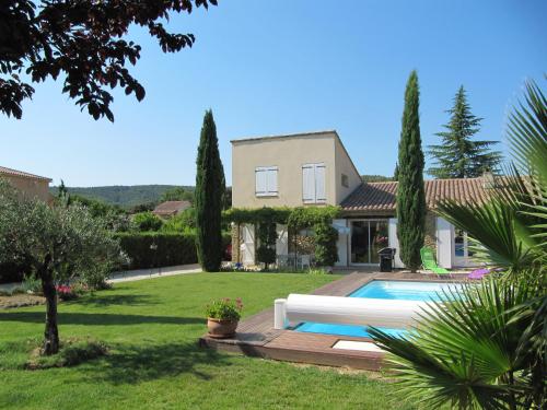 Les Cypres : Bed and Breakfast near Crestet