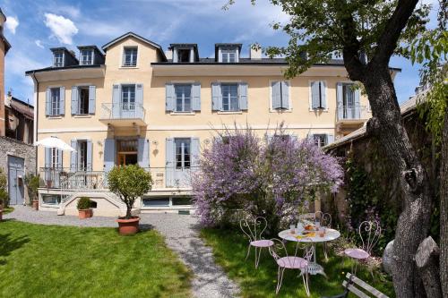 Chambres d’hôtes Le Pigeonnier : Bed and Breakfast near Savines-le-Lac