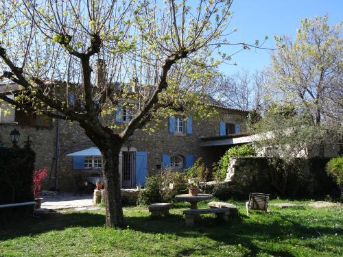 Chez Merlette : Bed and Breakfast near Aouste-sur-Sye